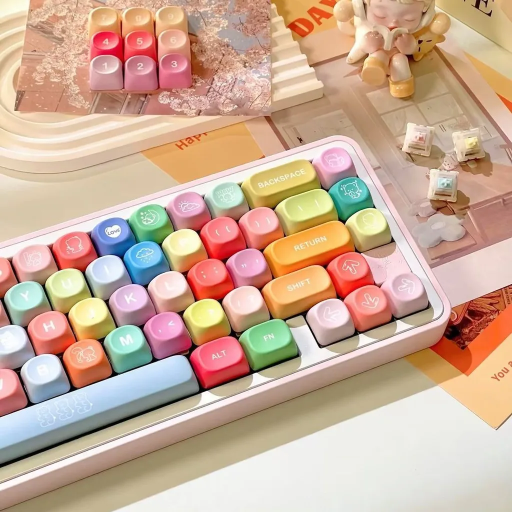 Little Bear Gummy Keycaps MOA Height Keycaps PBT Sublimación de calor de cinco caras Compatible 61/68/75/84/87/98104 - imagen 3