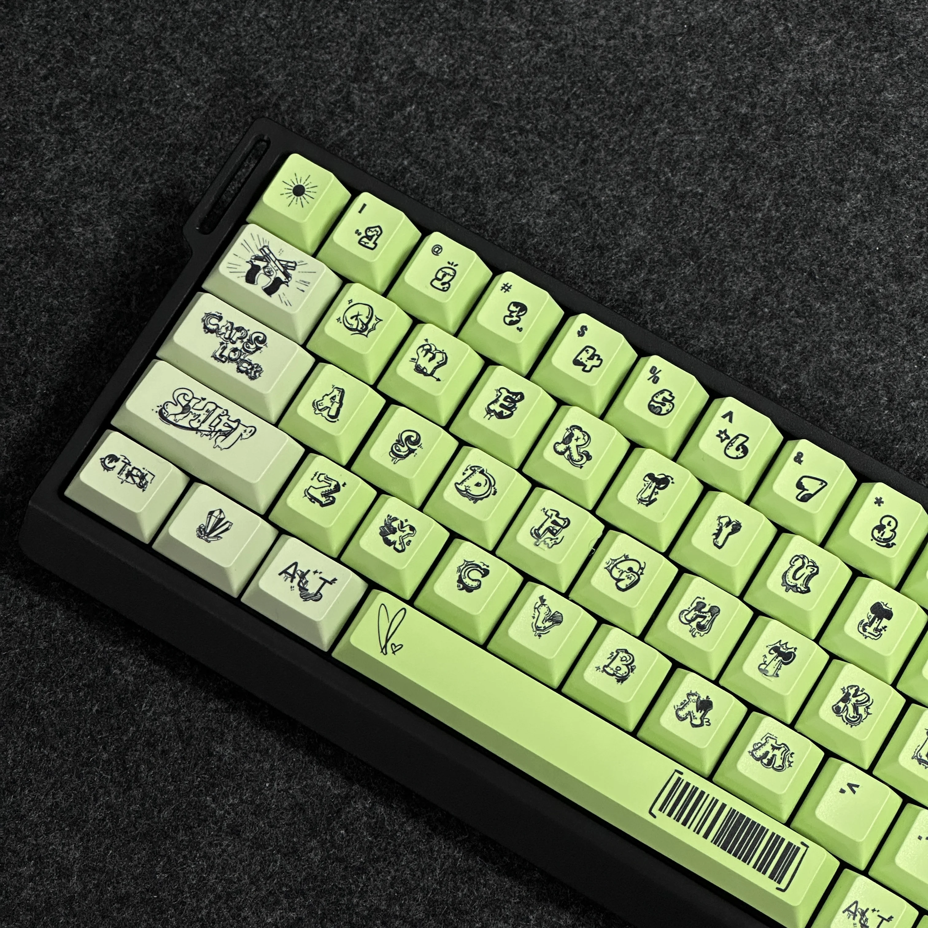 Teclas verdes fluorescentes con grafiti americano, proceso de sublimación Cherry Pbt, pintadas a mano, 132 teclas para teclas personalizadas