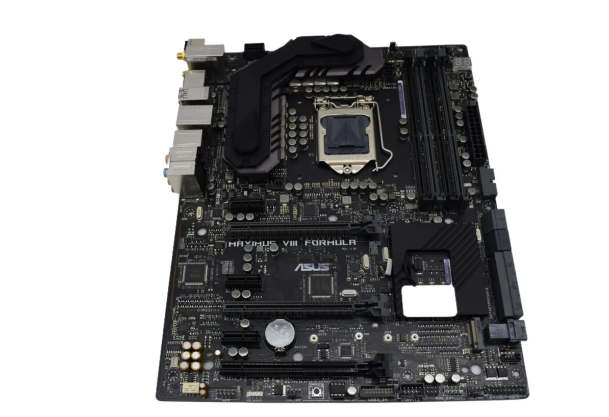 Placa base ASUS ROG MAXIMUS VIII FORMULA compatible con i7 6700K 7700K 7700 i5 6500 7600 i3 6300 6100 CPU 4 × DDR4 M.2 Z170