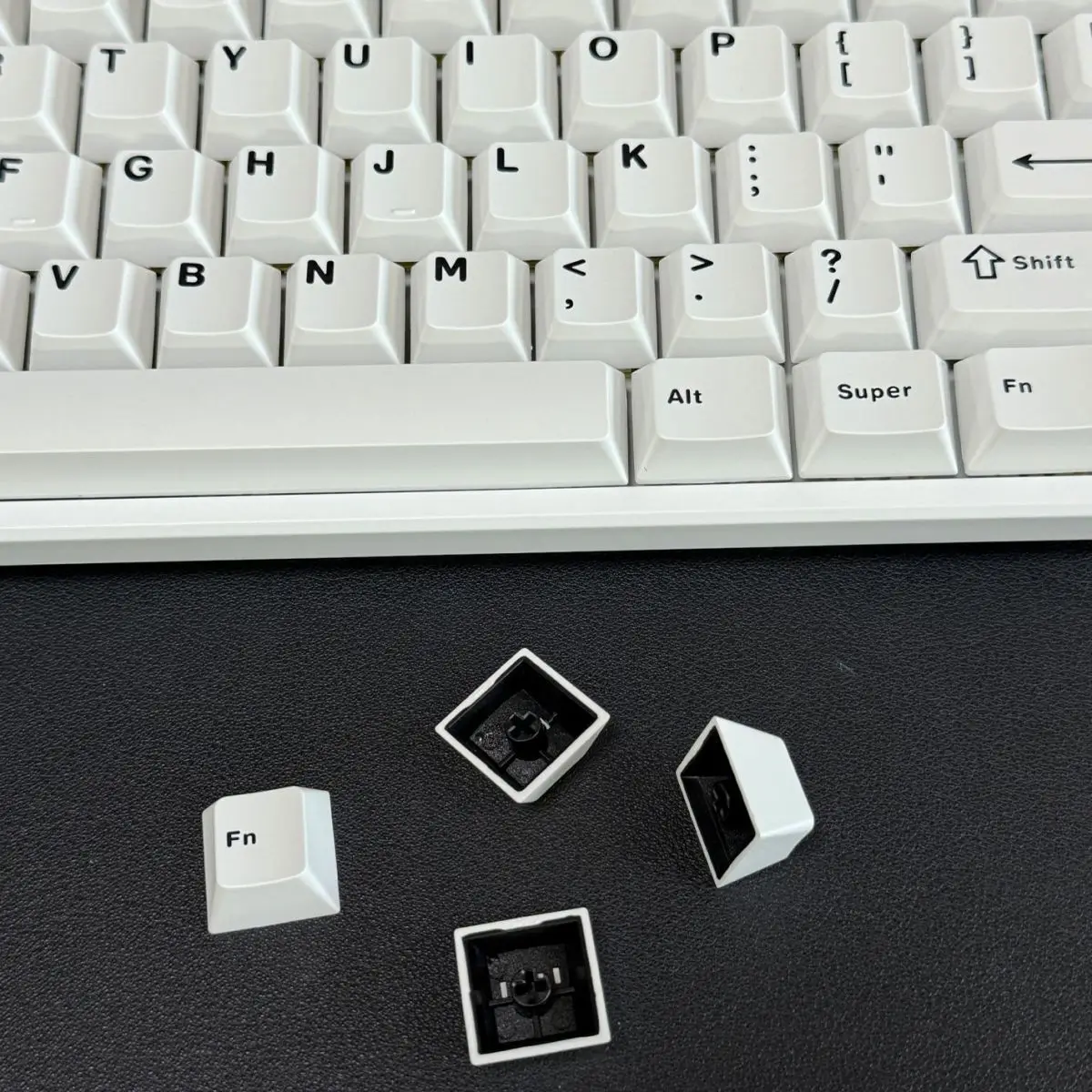 Teclas PBT Double Shot Perfil Cherry Blancas para Interruptores MX - imagen 2
