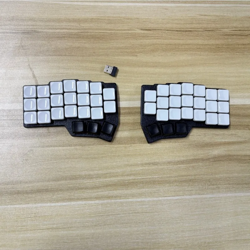 Corne Choc V4 teclado inalámbrico dividido de perfil bajo personalizado 2,4G Vial de intercambio en caliente juego ergonómico teclado mecánico de oficina Kaih V2