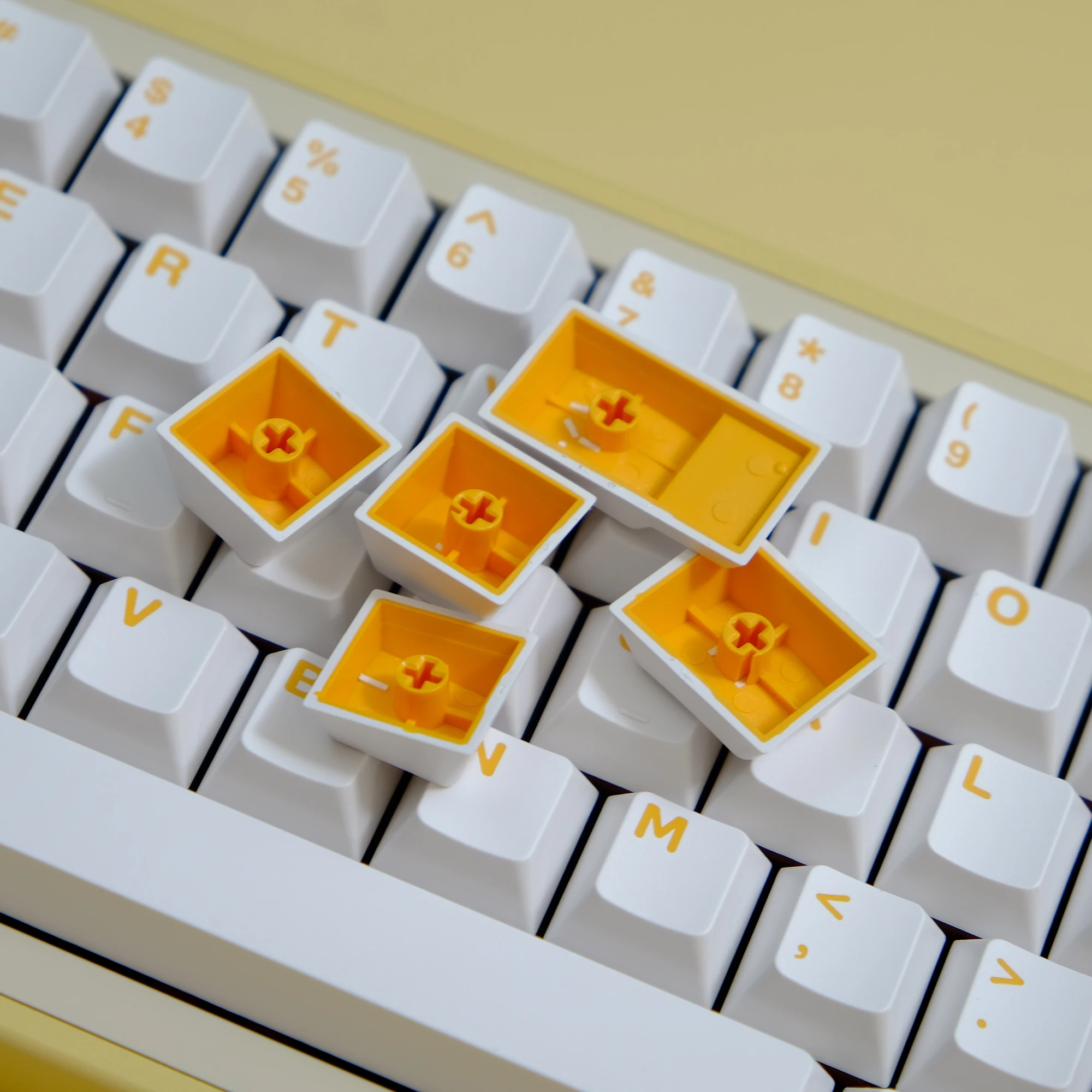 Teclas de doble disparo PBT personalizadas, color blanco y amarillo, 121 teclas, teclas de teclado con perfil Cherry para interruptores Cherry MX, Teclado mecánico - imagen 3
