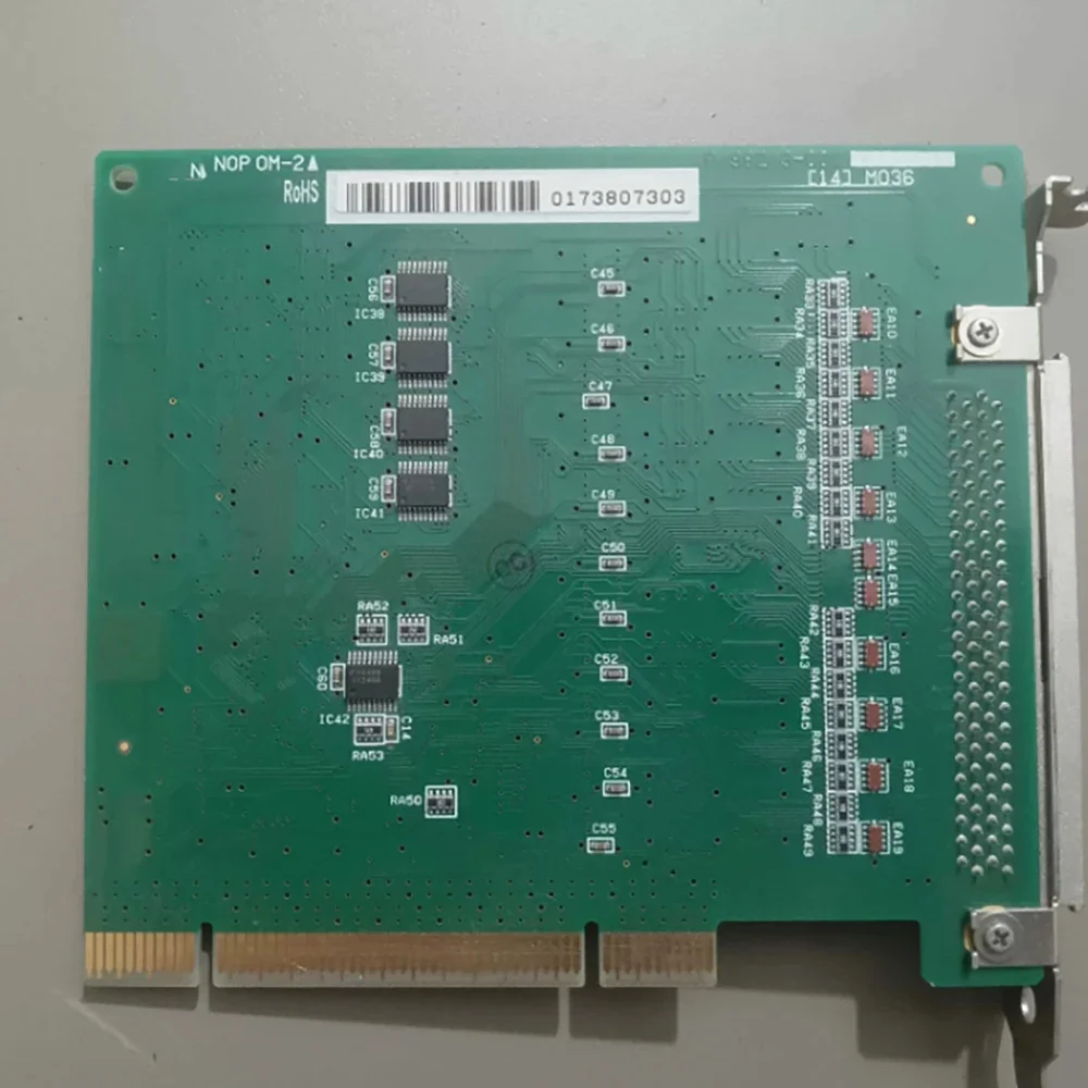 Tarjeta de adquisición de datos de interfaz PCI-2702C - imagen 2