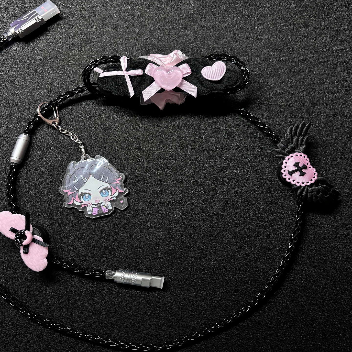 Cable de teclado Rgb con tema de clavo, luz de emisión completa, velocidad de retorno de 8K, 1,3 m, Cable de aviador de teclado de eje magnético de cobre y cristal único - imagen 4