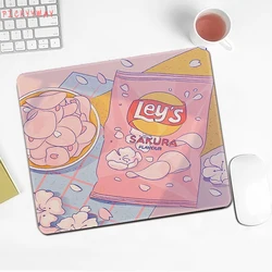 Alfombrilla Ratón Kawaii Rosa – Diseño Overlock para Oficina y Portátil