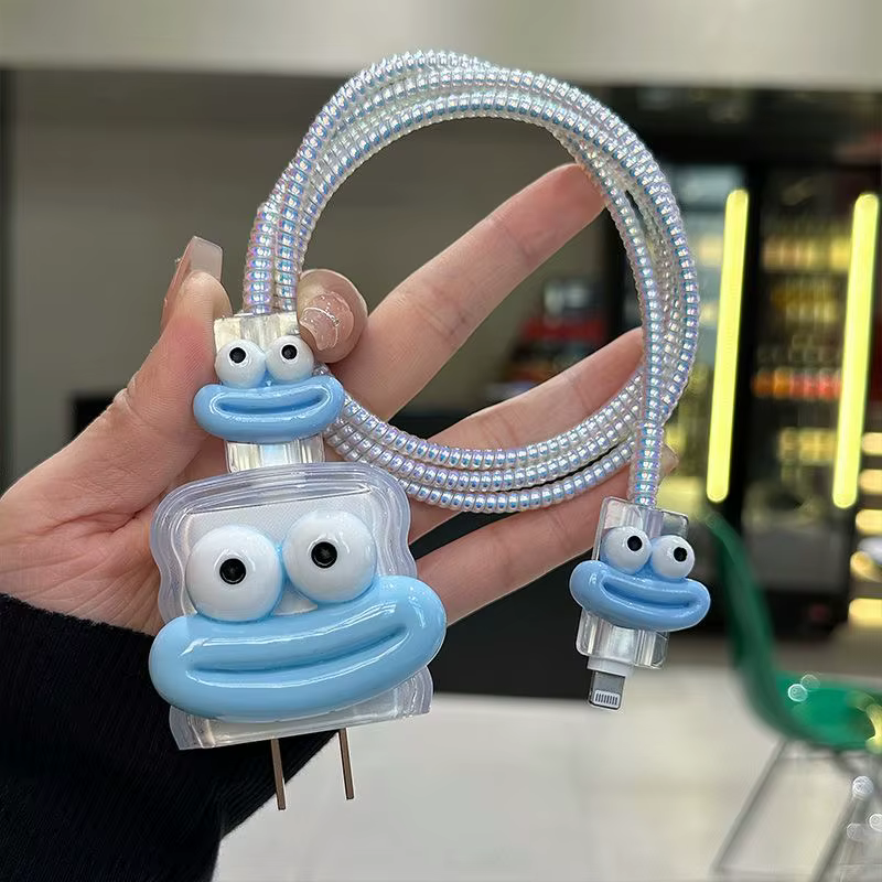 Funda protectora de cargador enrollador de línea de IPhone de dibujos animados 3D para IPhone 15 14 13 Pro Max 18W 20W UE EE. UU. Funda protectora de cargador Original - imagen 2