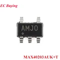 MAX40203AUK