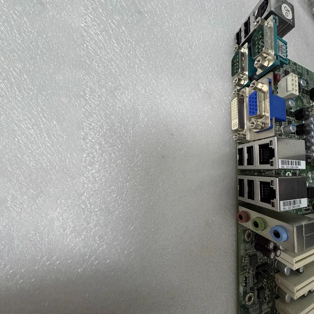 La placa base industrial LGA1155 admite CPU de 2/3 generación SYM76990VGGA-SP - imagen 3