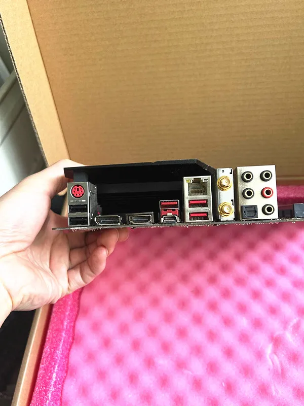 Para MSI MPG Z390 GAMING EDGE AC placa base 64GB LGA 1151 DDR4 Micro ATX placa base funciona completo - imagen 3