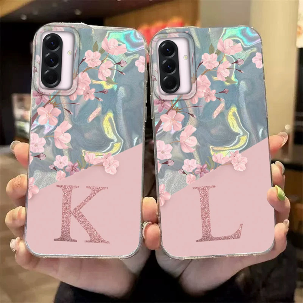 Funda con letra inicial A Z para Samsung Galaxy A56 A36 A26 A16 A15 A25 A35 A14 A24 5G, funda trasera de silicona con flores rosas - imagen 2