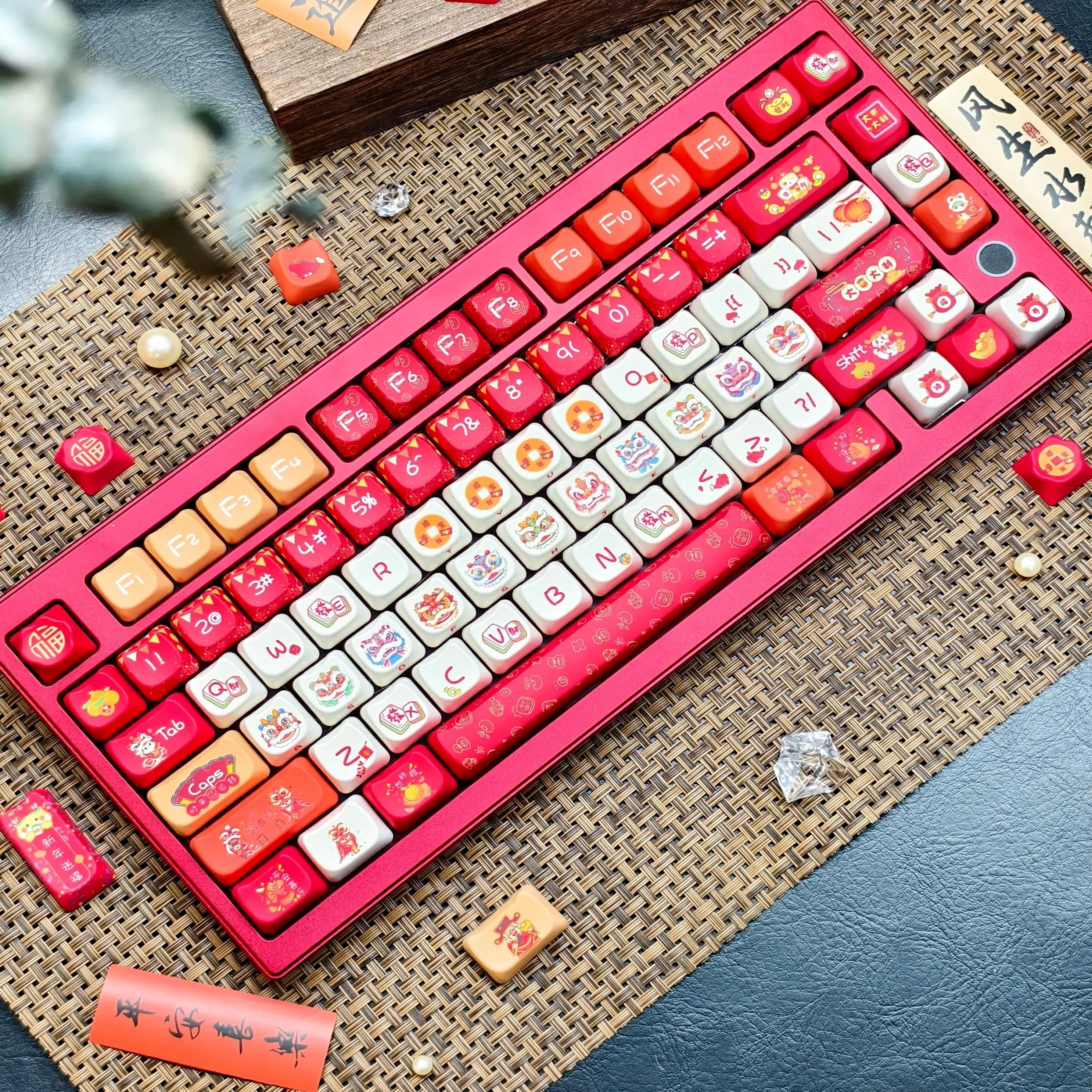 Juego de teclas con tema rojo de Año Nuevo, perfil MAO, lindas teclas con orejas de gato, sublimación térmica PBT, danza del león, teclas de teclado mecánico - imagen 2