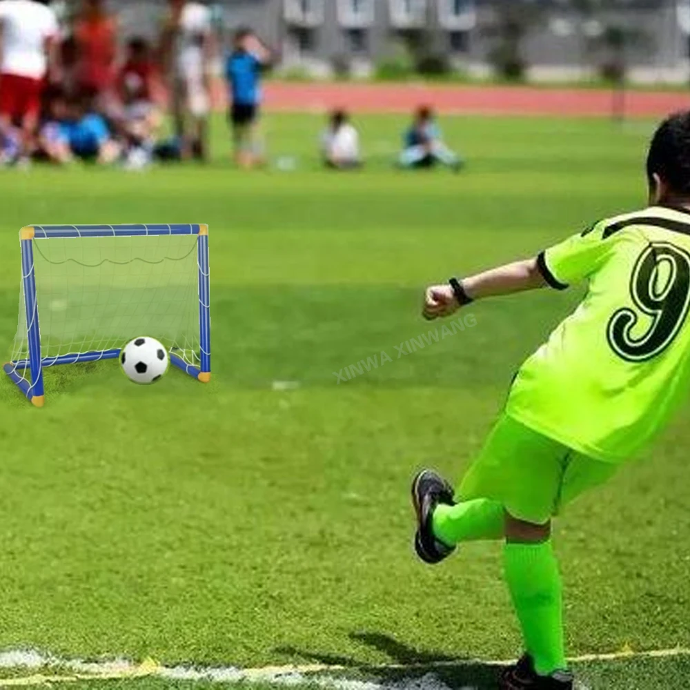 Juego de microportería de fútbol portátil para niños, 44x25cm, con bomba de red y pelota, juguete ligero para interiores y exteriores, para entrenamiento en la playa y el parque - imagen 4