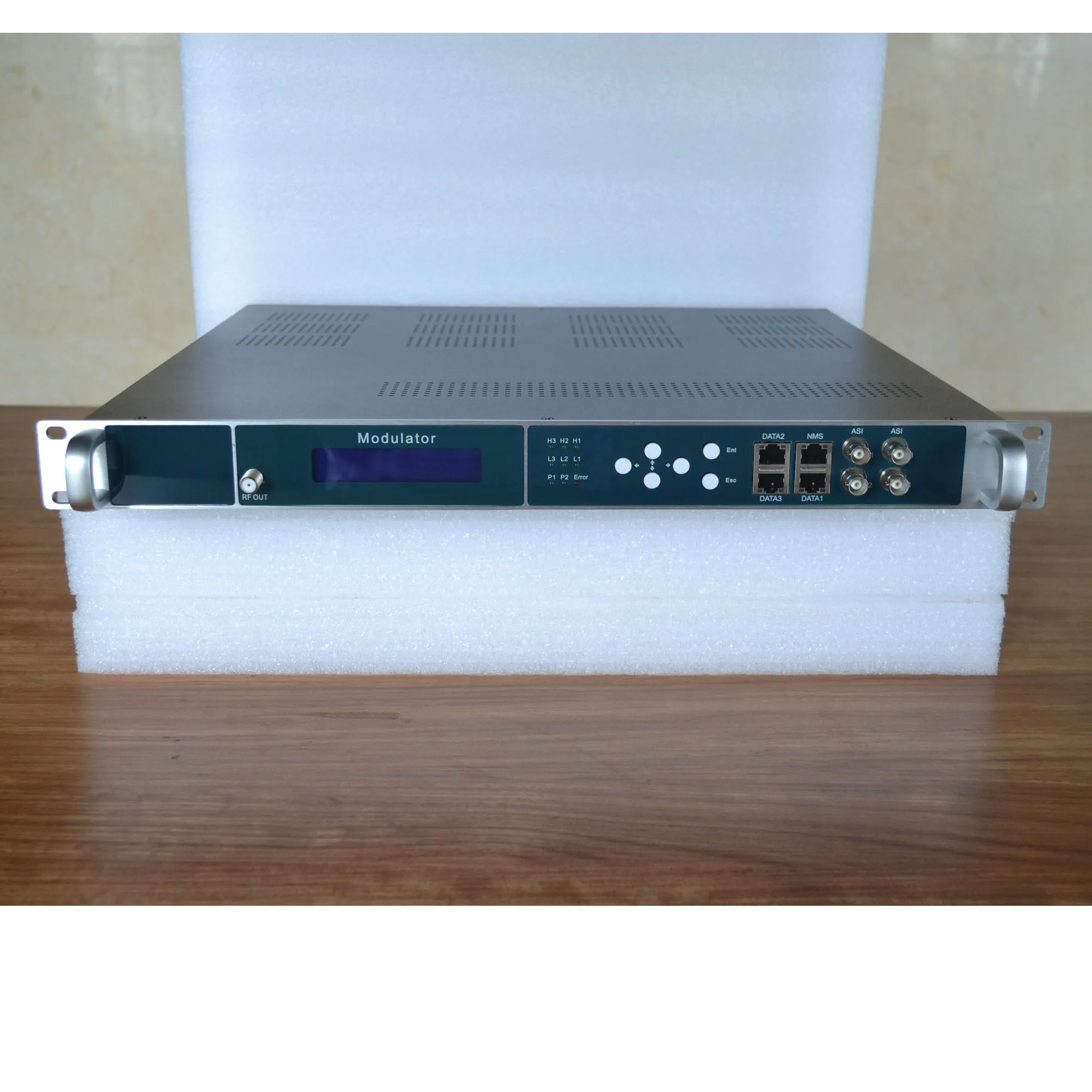 Modulador IP a analógico multicanal 16 24 32 40 48 canales NTSC PAL BG PAL DK SECAM Hotel TV Sistema frontal IP a RF - imagen 3