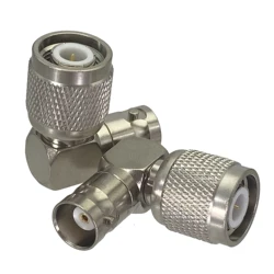 Adaptador TNC Macho a BNC Hembra – Angulo Recto 50 Ohm Coaxial