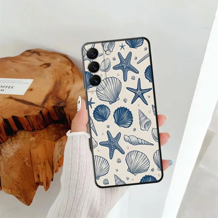 Funda para Samsung Galaxy A05 A06 A70 A10 A12 A04 A30 A15 A40 A16 A03 A50 A20 A13 funda negra suave para teléfono conchas marinas - imagen 3