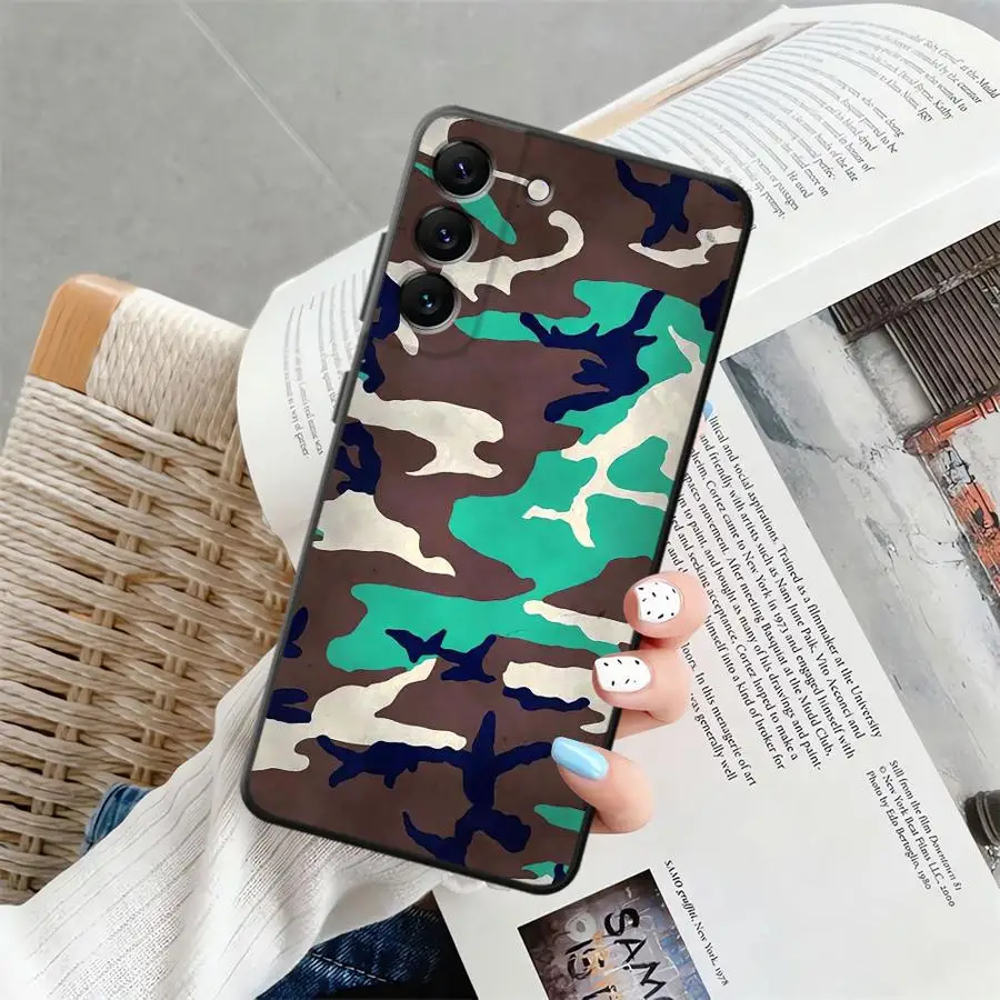 Funda para Samsung Galaxy A70 A30 A15 A10 A12 A20 A13 A04 A40 A16 A06 A05 A03 A50 funda negra suave para teléfono patrón de camuflaje