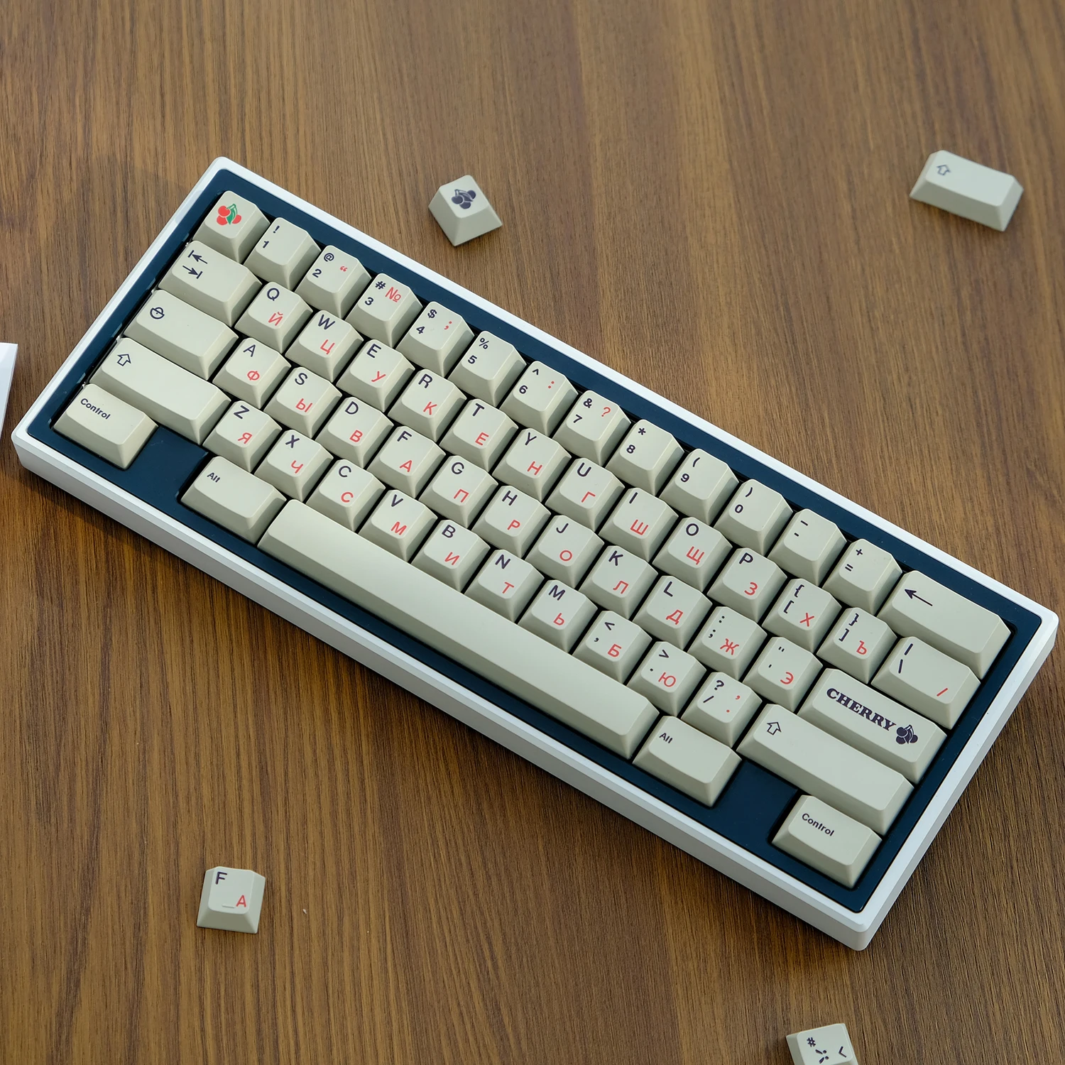 159 teclas/juego GMK Retro rojo ruso teclas PBT tinte subcama teclas Cherry perfil Keycap para teclados Alice Cherry ISO Enter