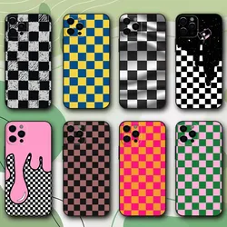 Funda de teléfono con tablero de ajedrez a cuadros para iPhone 16,15,14,13,12,11,Pro,X,XS,Max,XR,Plus,Mini funda negra suave