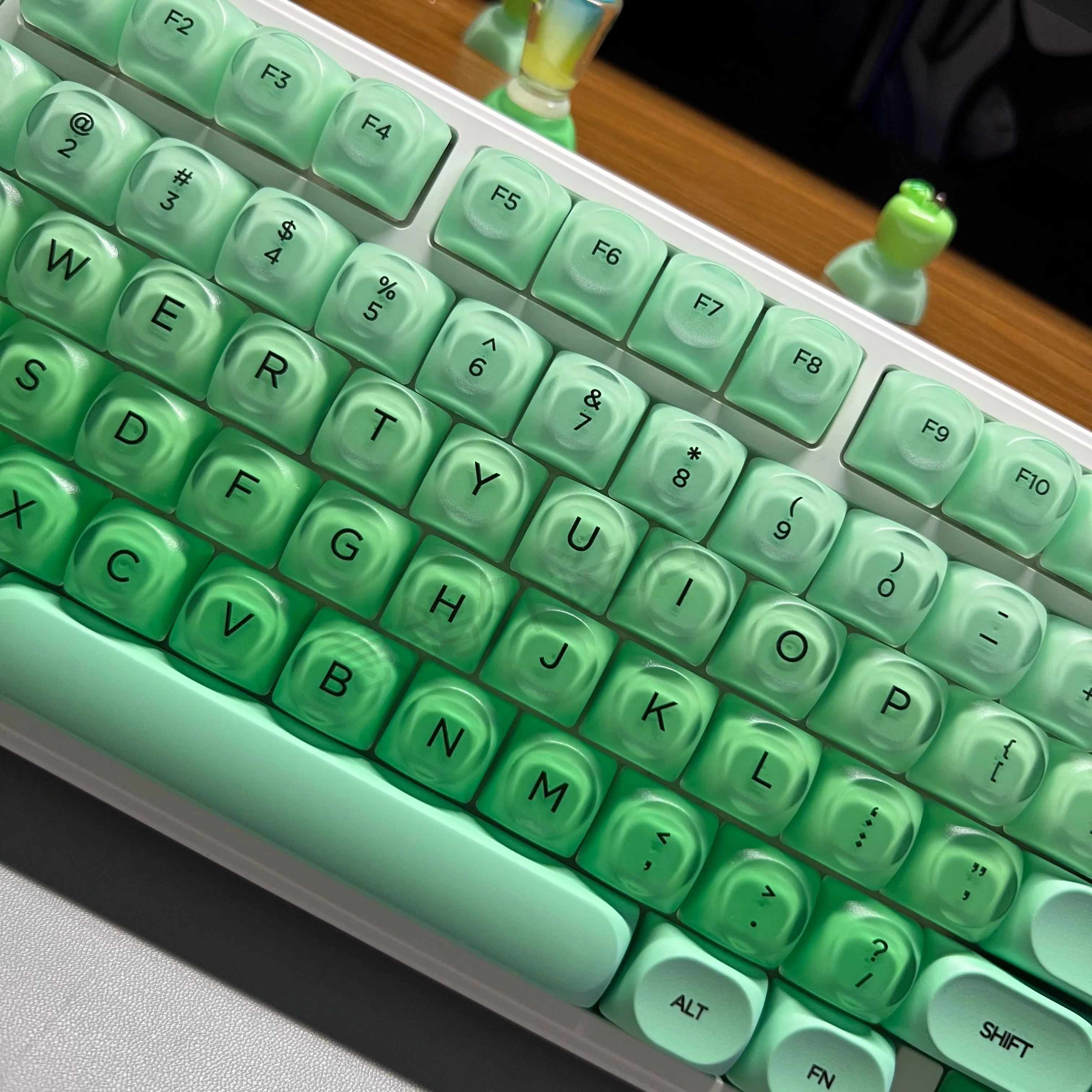 Juego de teclas pequeñas de gelatina de lima, Material PBT + PC, teclas translúcidas redondas bonitas verdes para teclado mecánico 61/68/75/87/98/108