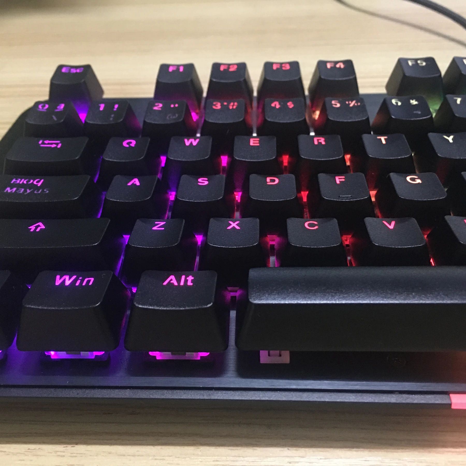 Spanish layout black