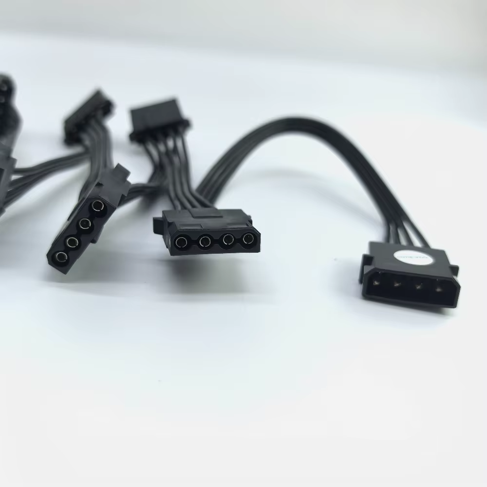 Cable Divisor Molex 4 Pines a 6 Conectores 18AWG para PC - imagen 4
