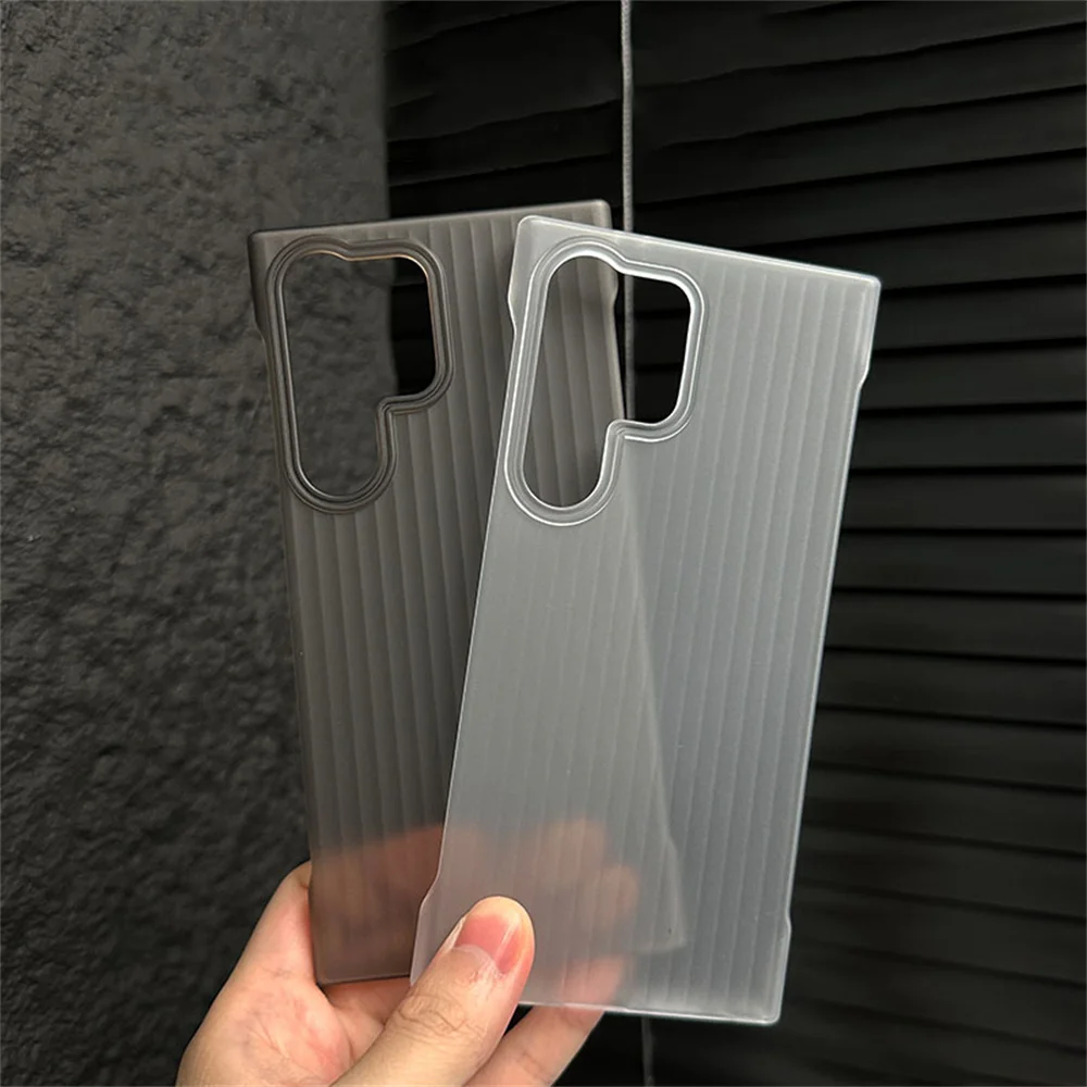Funda de teléfono sin marco corrugada ultrafina para Samsung S24 S22 S23 funda trasera sin bordes reforzada con esquinas a rayas Ultra moda - imagen 3
