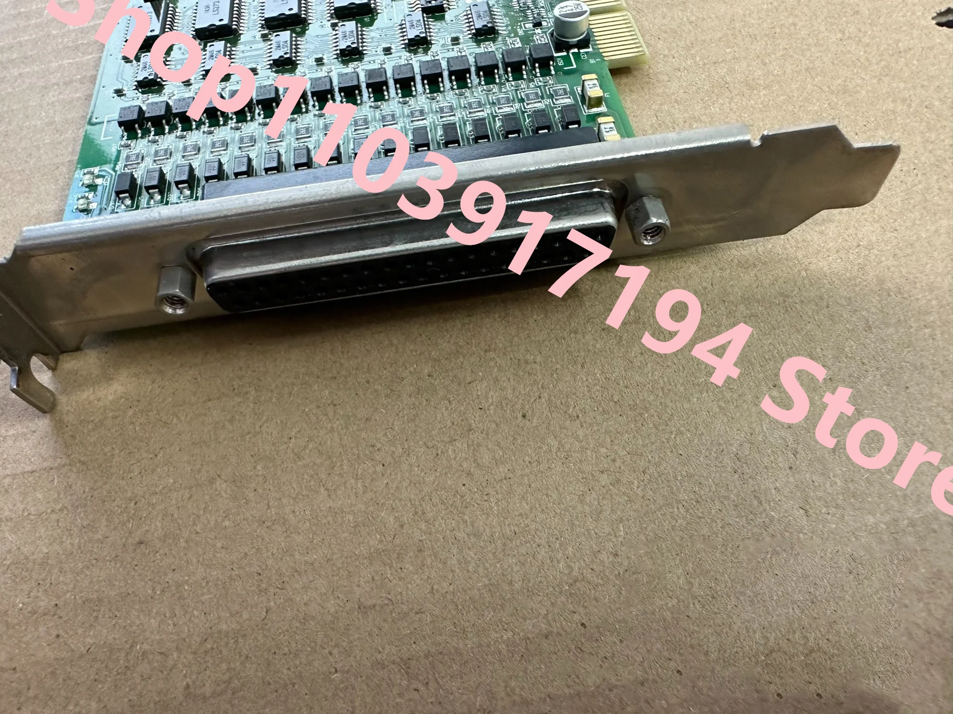 PISO-C64U Placa de adquisición de datos Tarjeta de salida de colector abierto aislada de 64 vías