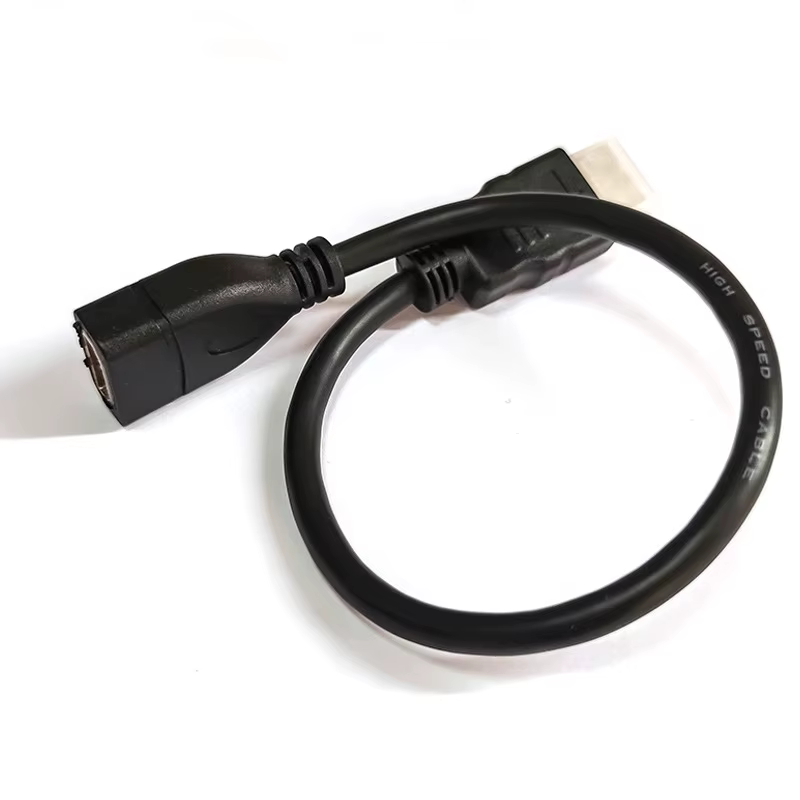 Conexiones HDMI con terminales dorados