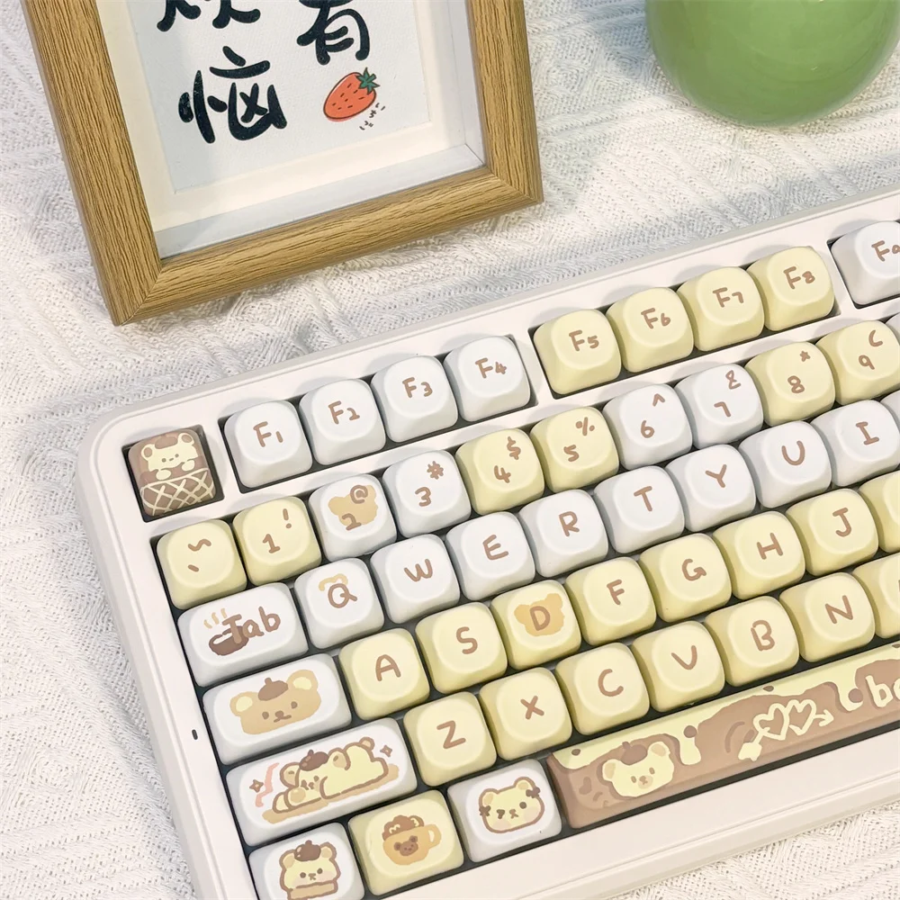 Teclas de teclado mecánico personalizado, tapa de tecla con temática de oso pudín, 95/132 teclas MOA, color amarillo y blanco, sublimación PBT - imagen 3