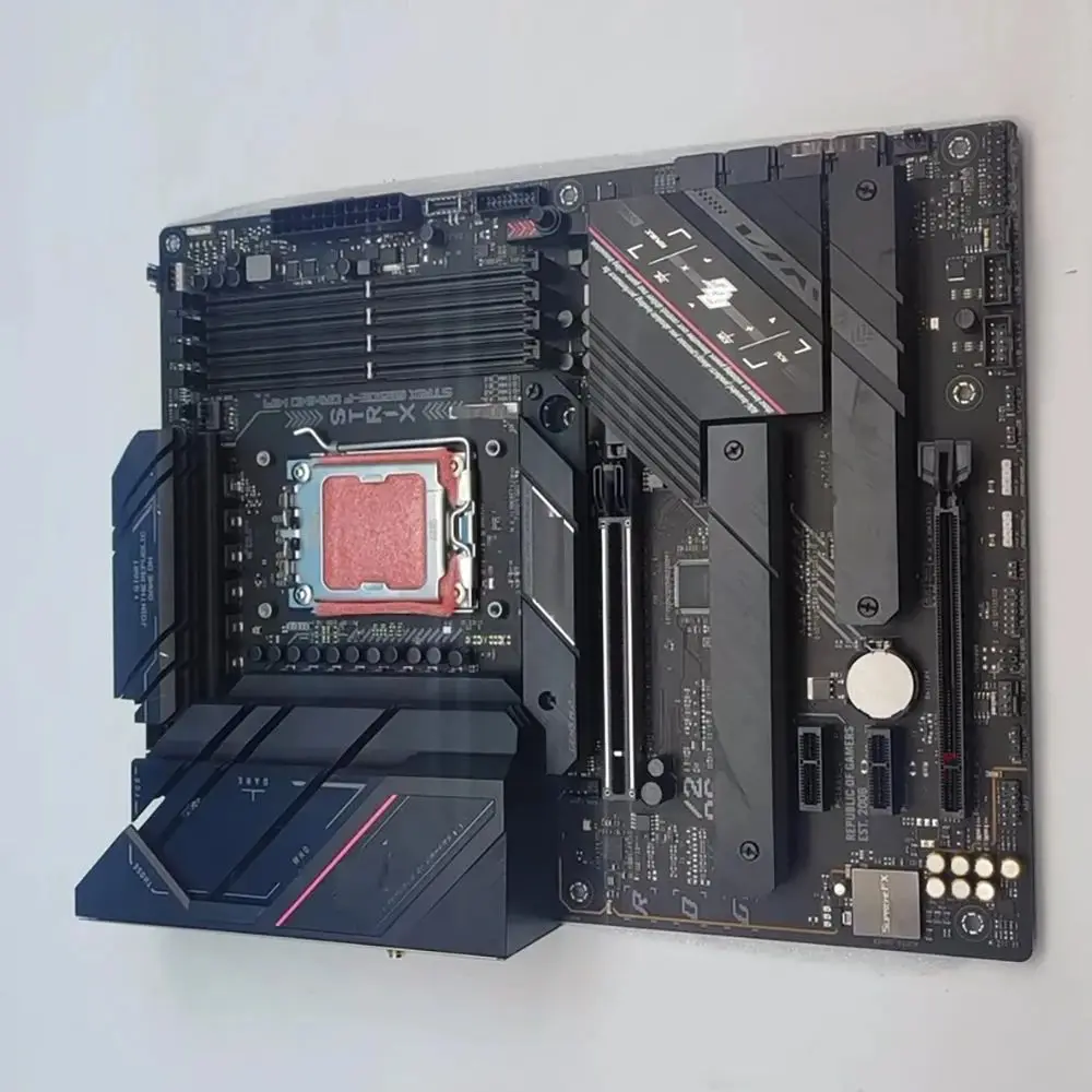 ROG STRIX B650E-F GAMING WIFI Placa base DDR5 - imagen 3