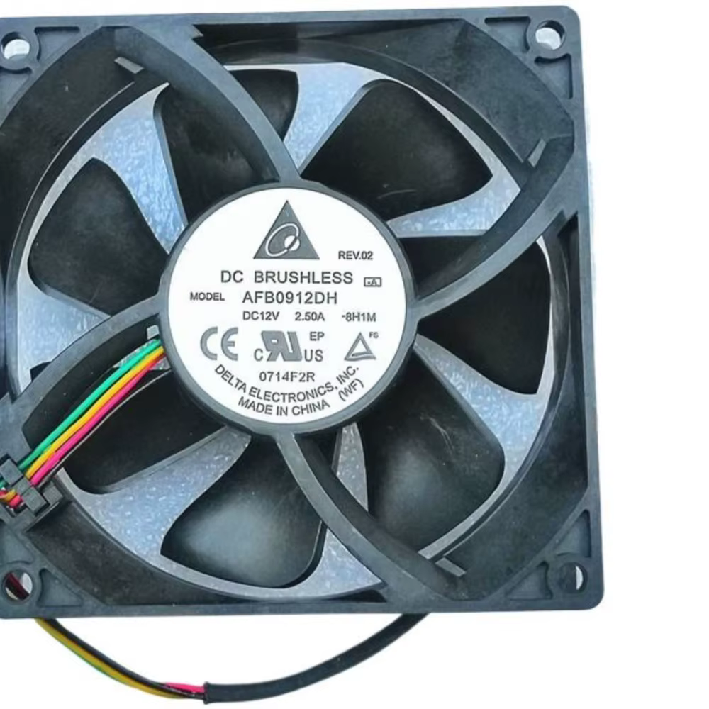 Ventilador servidor Delta 12V – Refrigeración alta velocidad