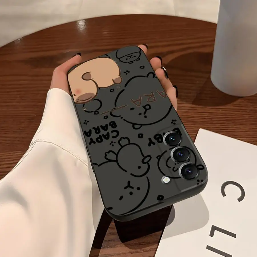 Funda de capibara de dibujos animados para Samsung Galaxy S20 S23 Ultra S21 FE S25 Edge S24 Plus, funda de teléfono suave negra - imagen 5