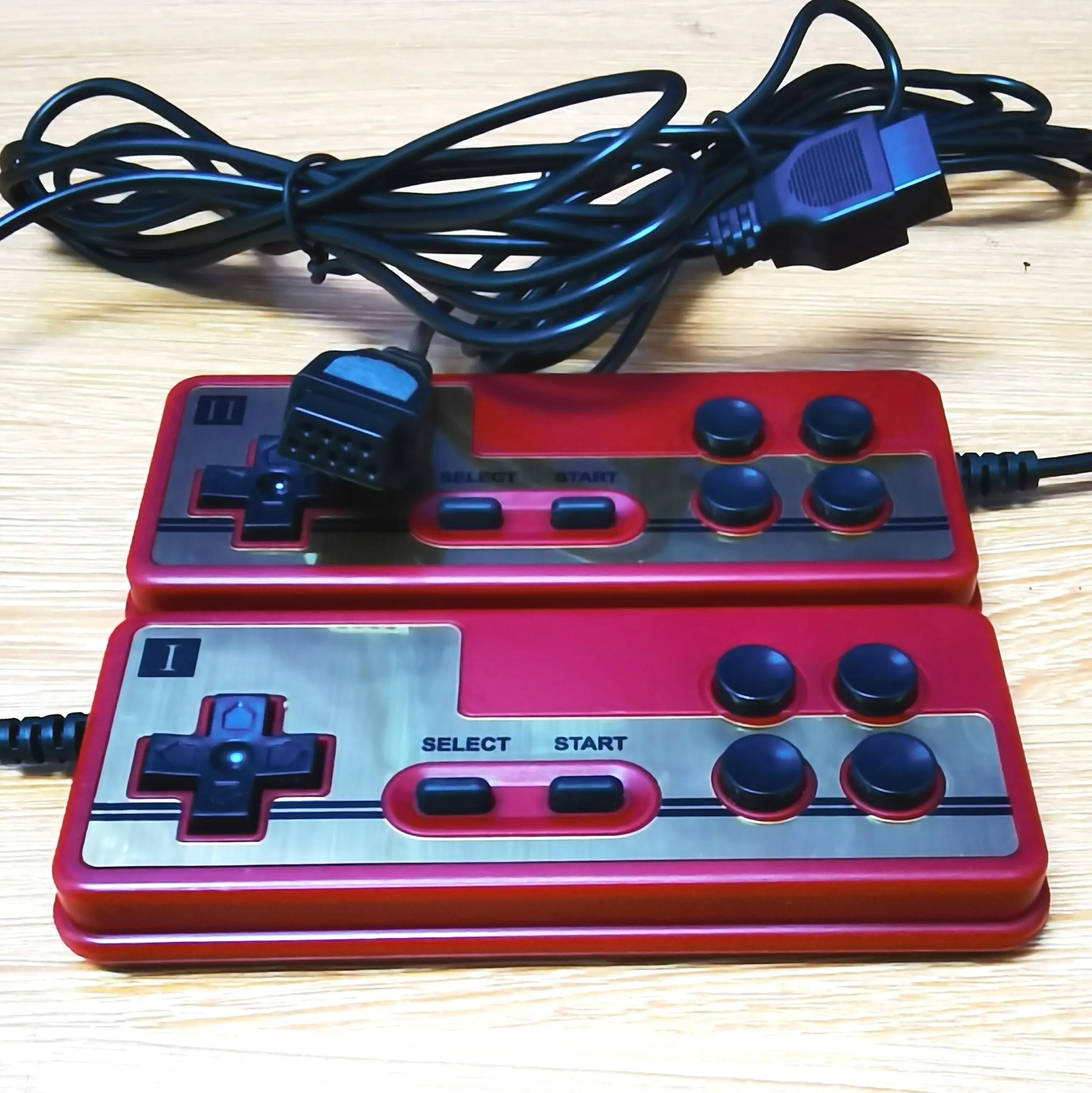 Controlador de juego de respaldo de 9 pines, 1 piezas, para FC, ordenador familiar, máquina roja y blanca, consola de juegos de 8 bits, reproductor de juegos de TV