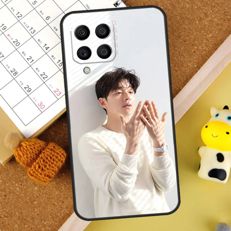 Funda Kpop Gong Yoo para Samsung Galaxy, M13, M33, M53, M20, M30s, M31s, M12, M32, M52, M11, M31, M51, M14, M34, M54 - imagen 4