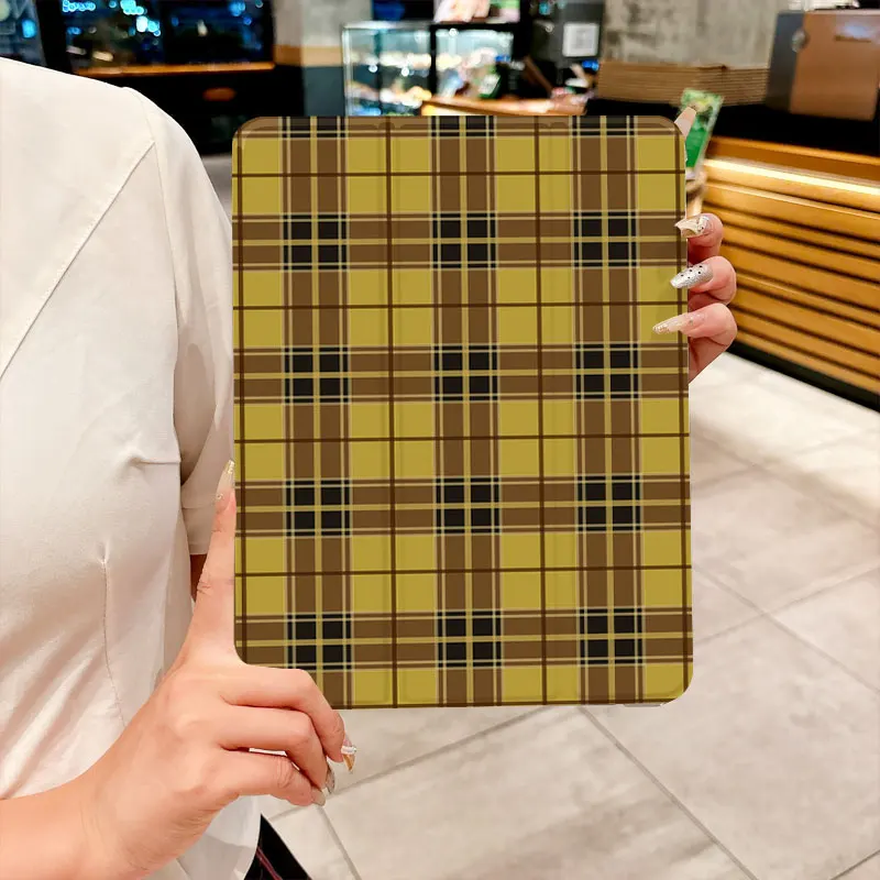 Funda de tableta a cuadros marrón-amarillo estilo británico para iPad pro 10/11 pulgadas 2020/6/7th/8th /Air 3rd/Air 4th/9th gen/Air 5th G - imagen 2