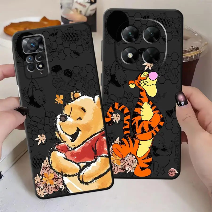 Funda para Xiaomi Redmi Note 10S 13 14 Pro Plus 11s 9S 9 10 11 12 Pro 12s 7 8 cubierta de teléfono suave negra Disney Winnie The Pooh - imagen 2