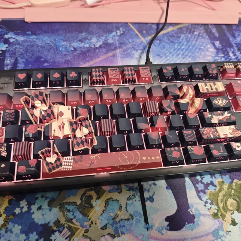 Lost Alice Keycaps personalizado PBT cereza perfil grabado lateral transmisión Keycap lindo estilo negro dibujos animados Anime punto Key Cap