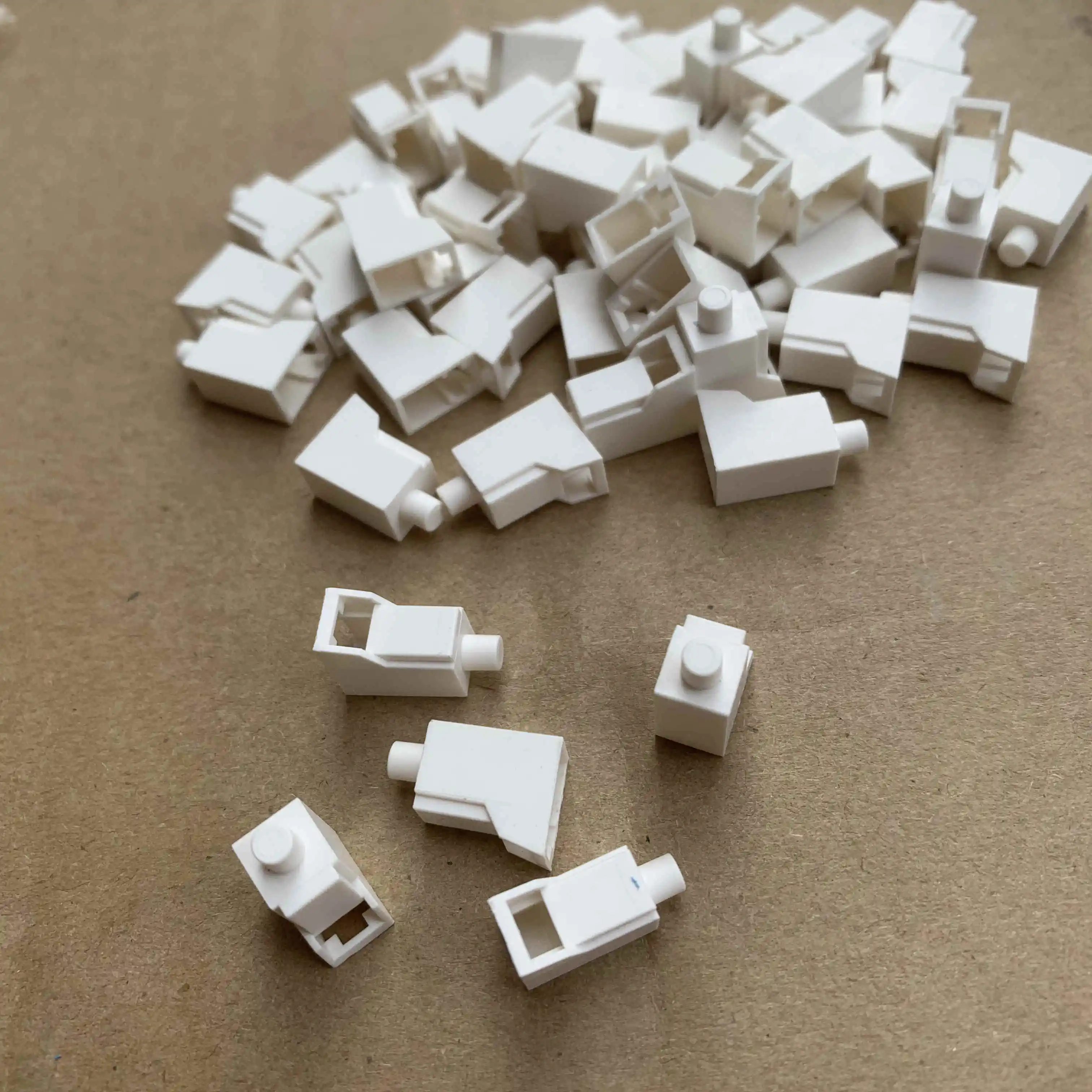 Tapa antipolvo de fibra LC blanca para conector de fibra óptica LC atenuador enchufe protector plástico blanco envío gratis SX ELINK 500 Uds