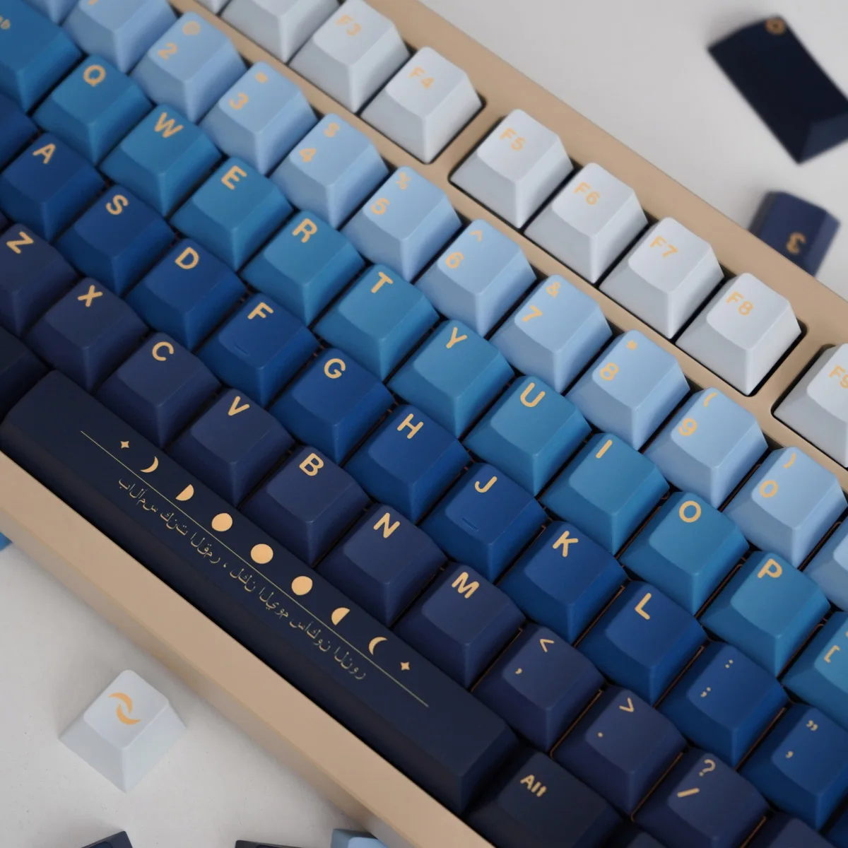 GMK Keycaps PBT Cherry Profile Dye Sub Gradient Blue Keyboard Keycap For MX Switch Gamer Keyboard ISO Layout 87 97 104 - imagen 3