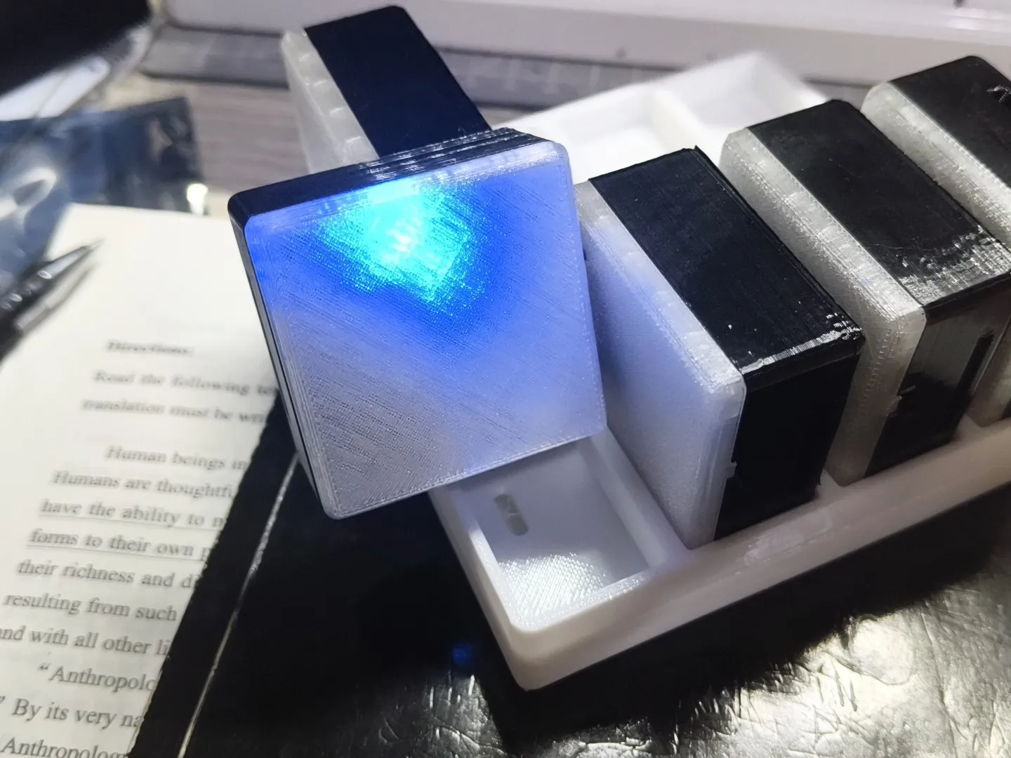 SlimeVR Kit de seguimiento de cuerpo completo: 6 rastreadores con base de carga, sensores ICM45686, batería de 8H para SteamVR - imagen 4