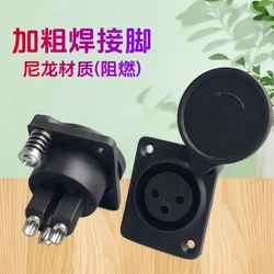 Conector XLR hembra impermeable de 3 pines para montaje en panel