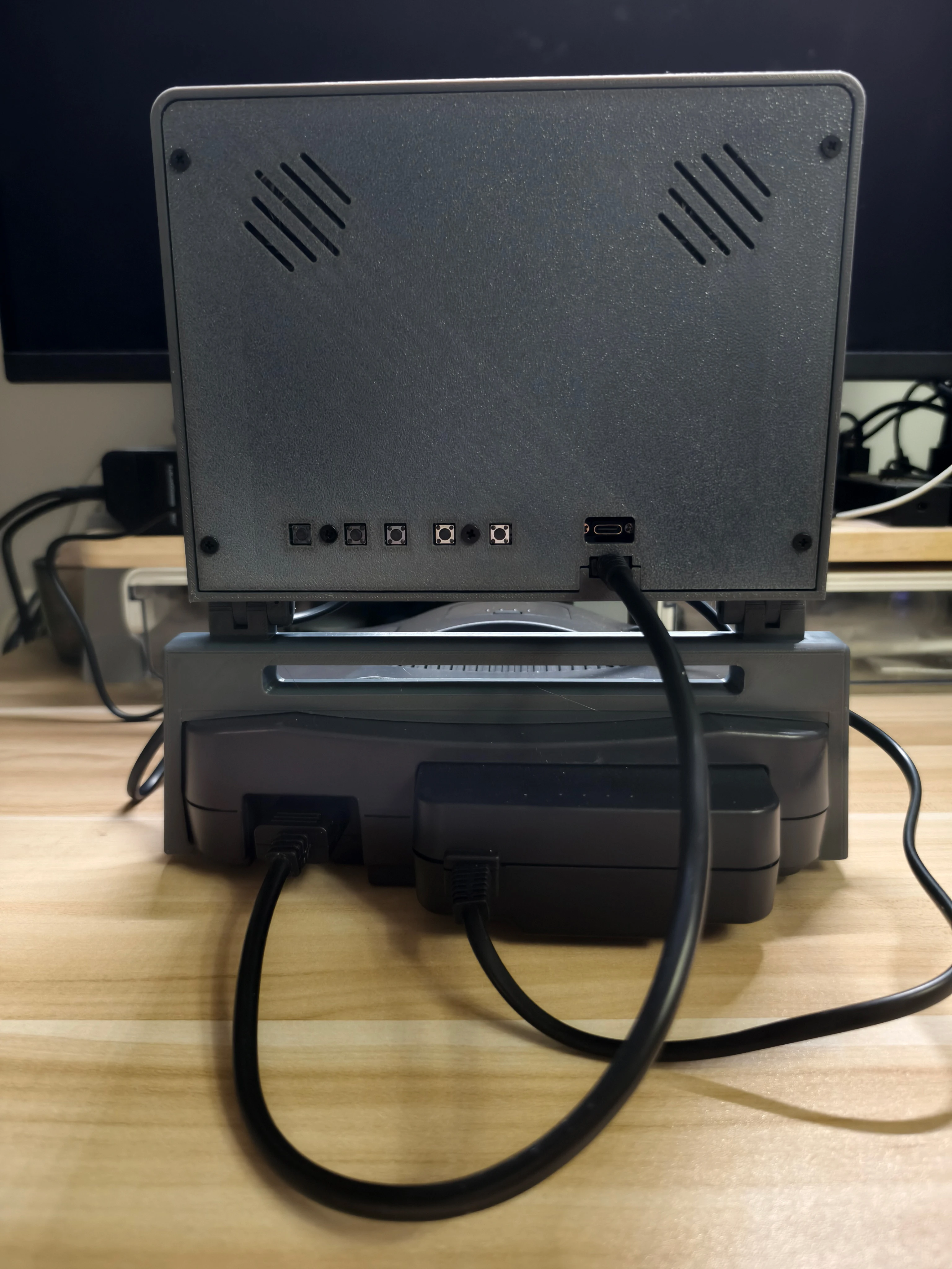 Consola de juegos recreativos Retro N64 de 8 pulgadas, Mini Monitor con pantalla portátil y estéreo para consola N64 SEGA - imagen 3