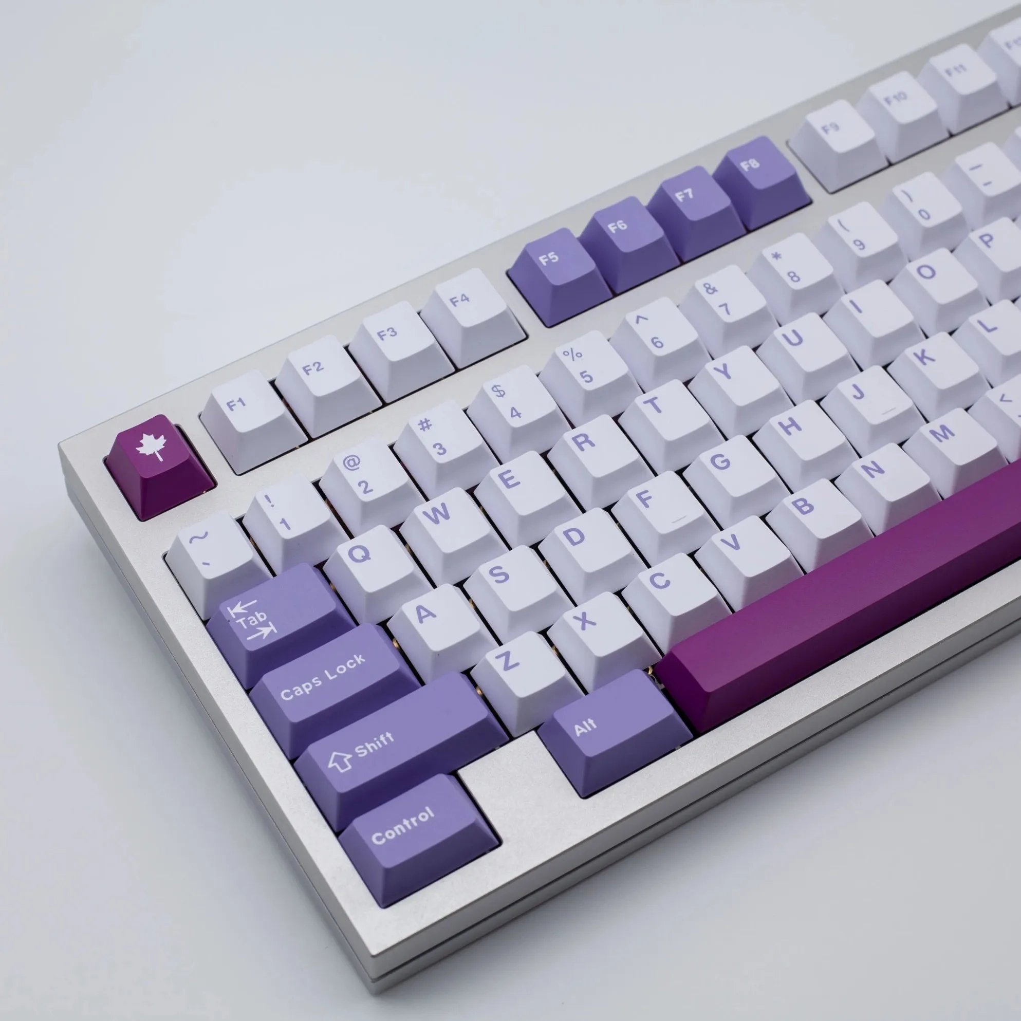 GMK-Teclado mecánico de doble disparo, accesorio mecánico de ABS, 172 teclas, con diseño ISO, en español y francés, modelo Tuzi Clone Cherry - imagen 2
