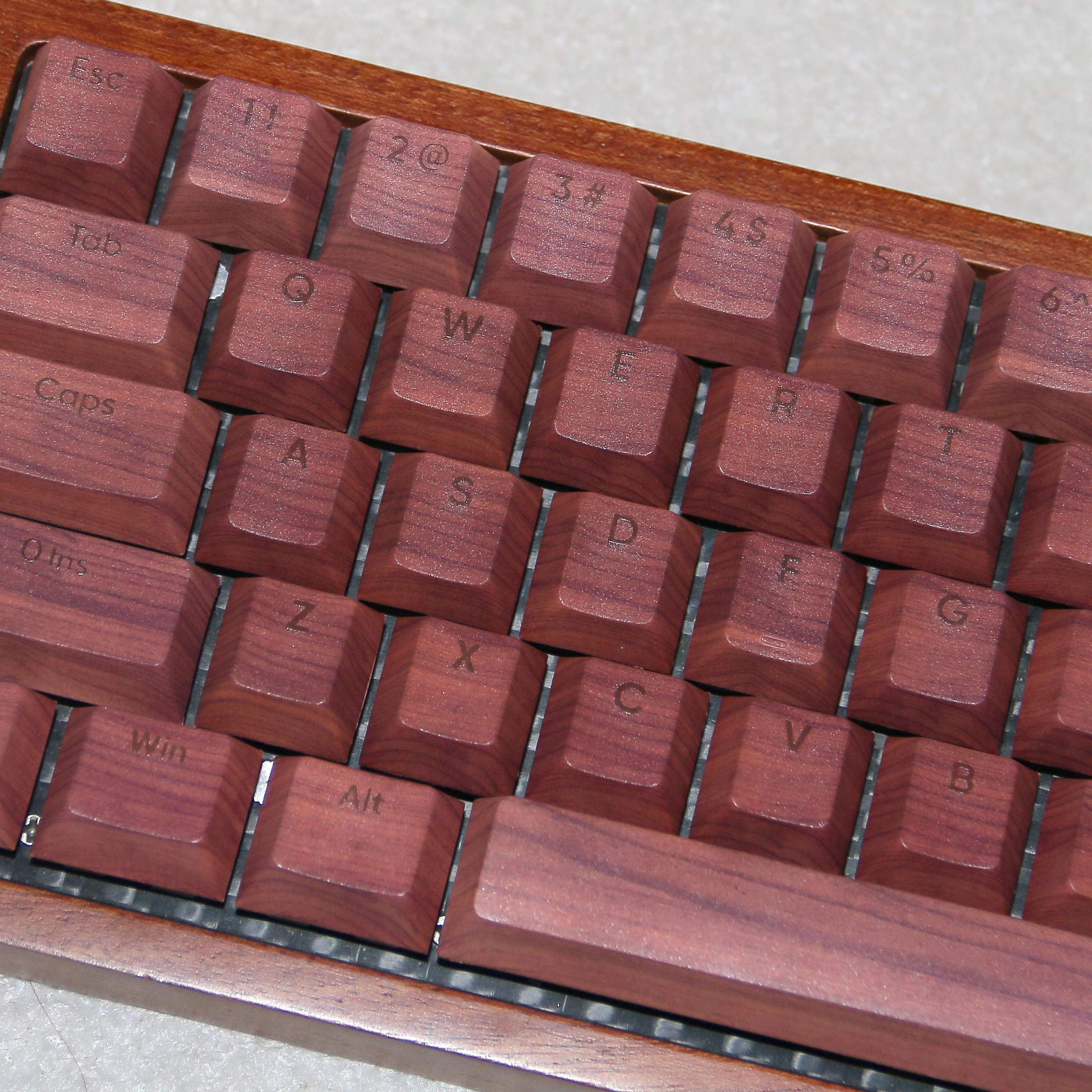 132 teclas con impresión superior/impresión lateral, teclas retroiluminadas RGB, perfil de cereza de grano de madera, teclas Sub PBT de tinte de 5 lados para teclado de interruptores MX - imagen 5