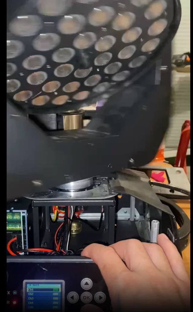 X-Y-1742B-1 11/16 canales led lavado zoom 36x10 w rgbw reemplazo de la placa principal - imagen 2