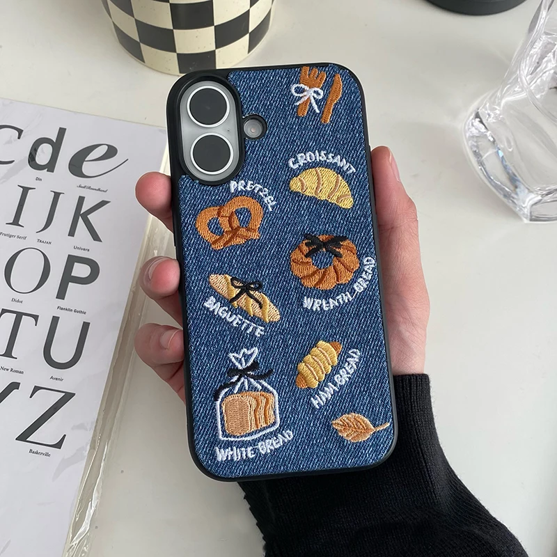 Funda de teléfono de tela cálida con bordado de tela vaquera Retro para iPhone 16 15 14 13 Pro Max encantadora contraportada - imagen 2