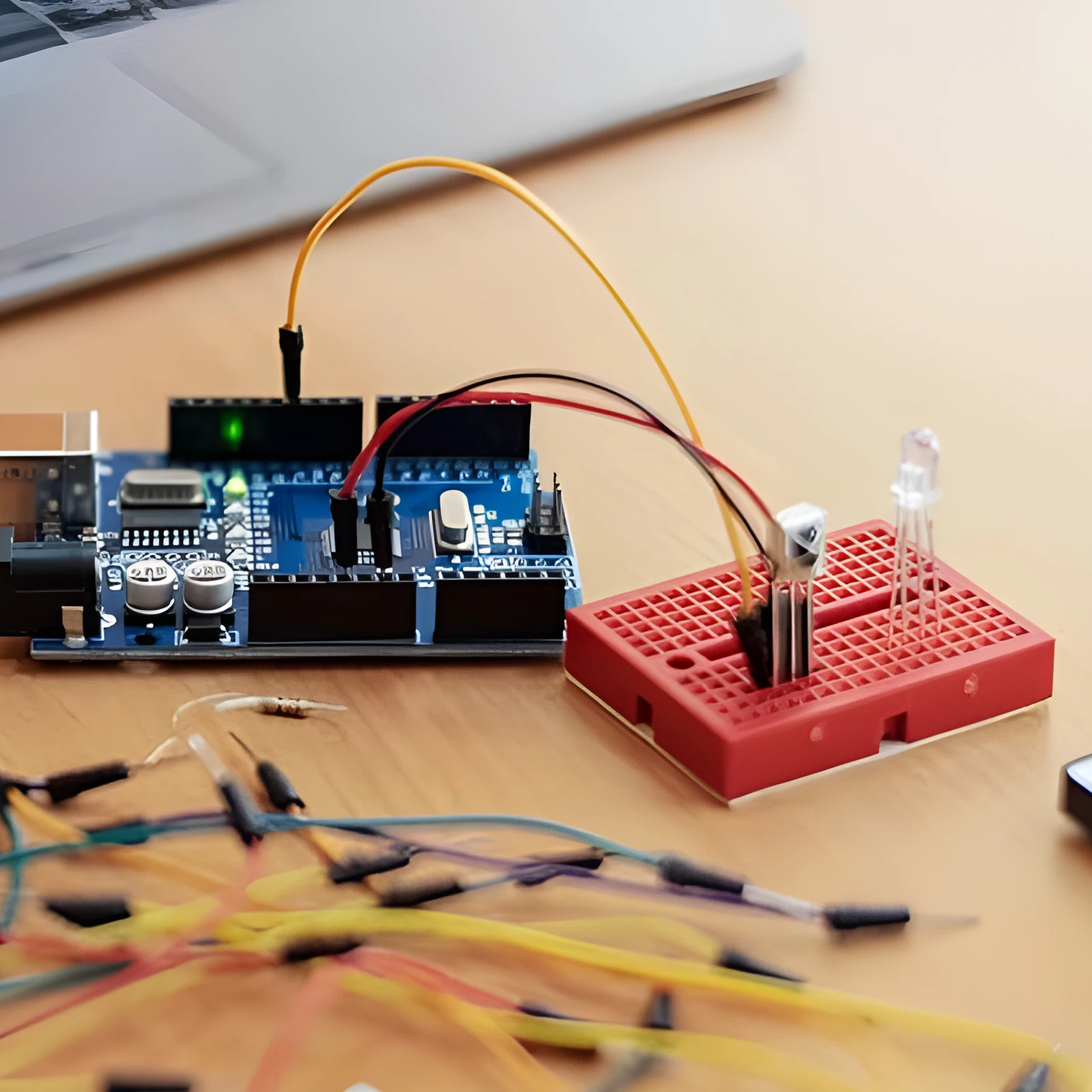 Kit de mini placa de pruebas de 6 piezas con 170 puntos de amarre: placa de pan PCB prototipo SYB-170 sin soldadura para Arduino, Raspberry Pi y más - imagen 3