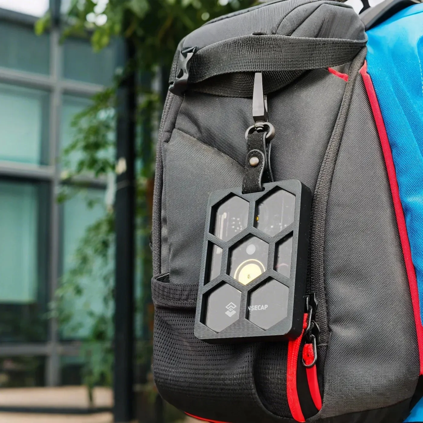 Nuevo rastreador de tarjetas SenseCAP Meshtastic LoRa T1000 E funda protectora/punta de carga con llavero de cuero opción de disco de carga - imagen 2