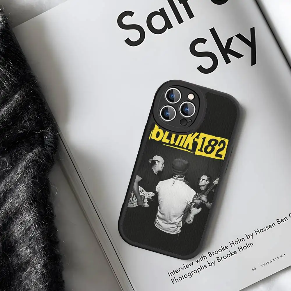 B-Blinks 182 Rock Band Funda de teléfono de cuero para IPhone 16 14 15 Pro Plus 13 12 11 Pro Max funda de silicona - imagen 5