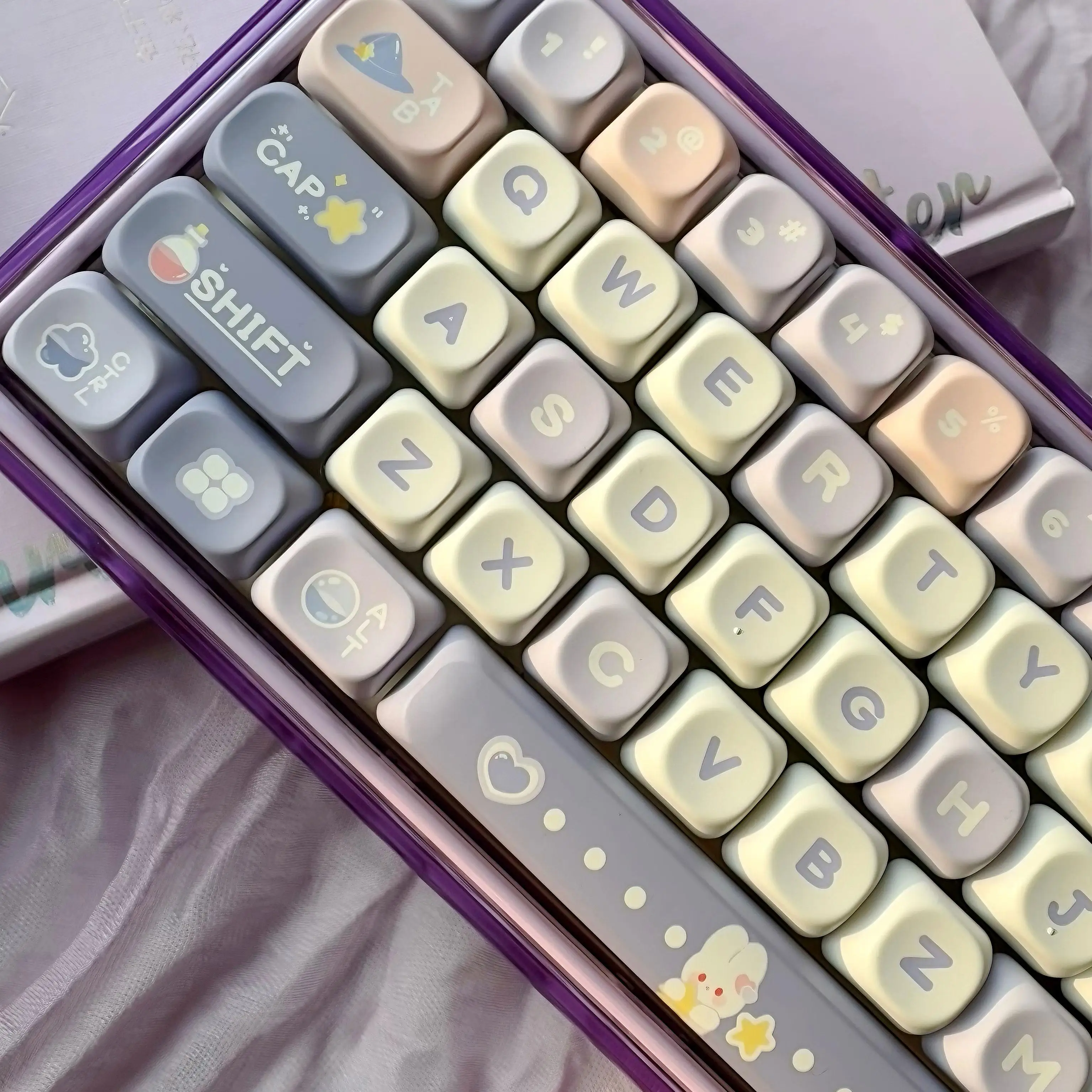 Teclas con tema de conejo mágico, 120 teclas, Moa, perfil PBT CherryMOA, teclas originales personalizadas para accesorio de teclado mecánico - imagen 3